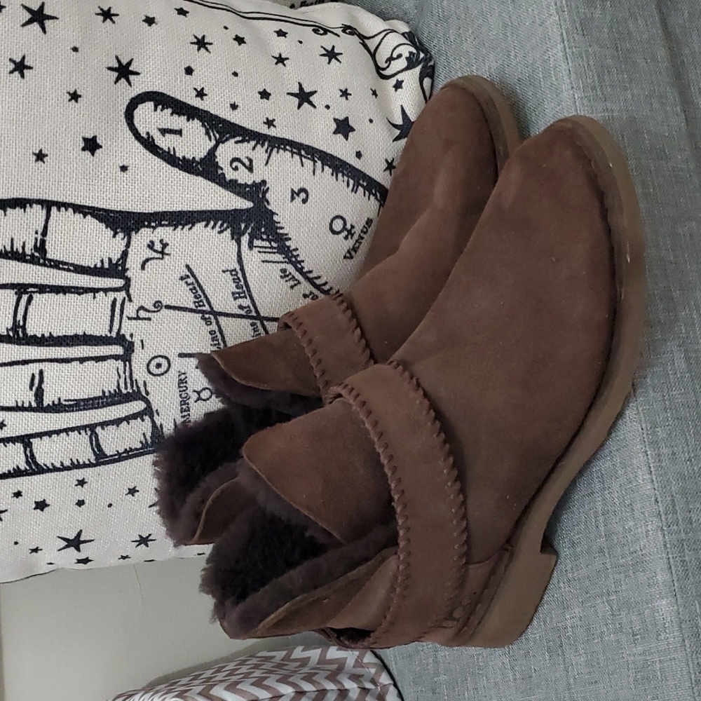 UGG McKay boots